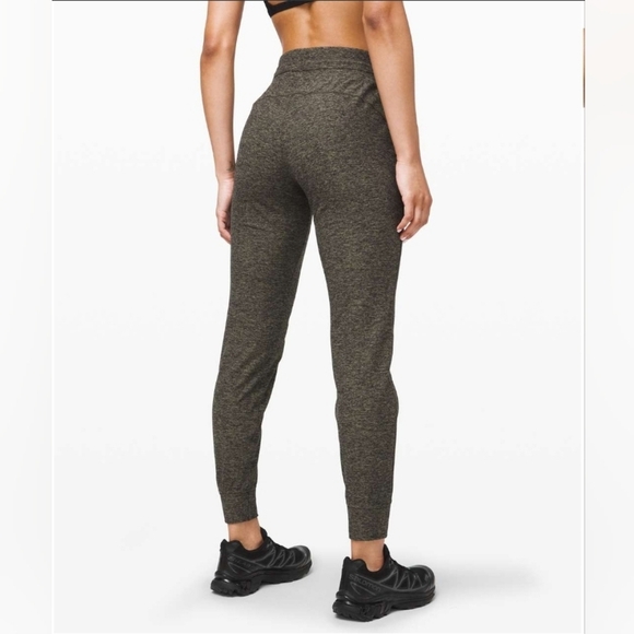 Lululemon‎ Ready To Rulu Pant *29” Jogger Size 2 Heathered Utilitarian Black - Picture 2 of 14